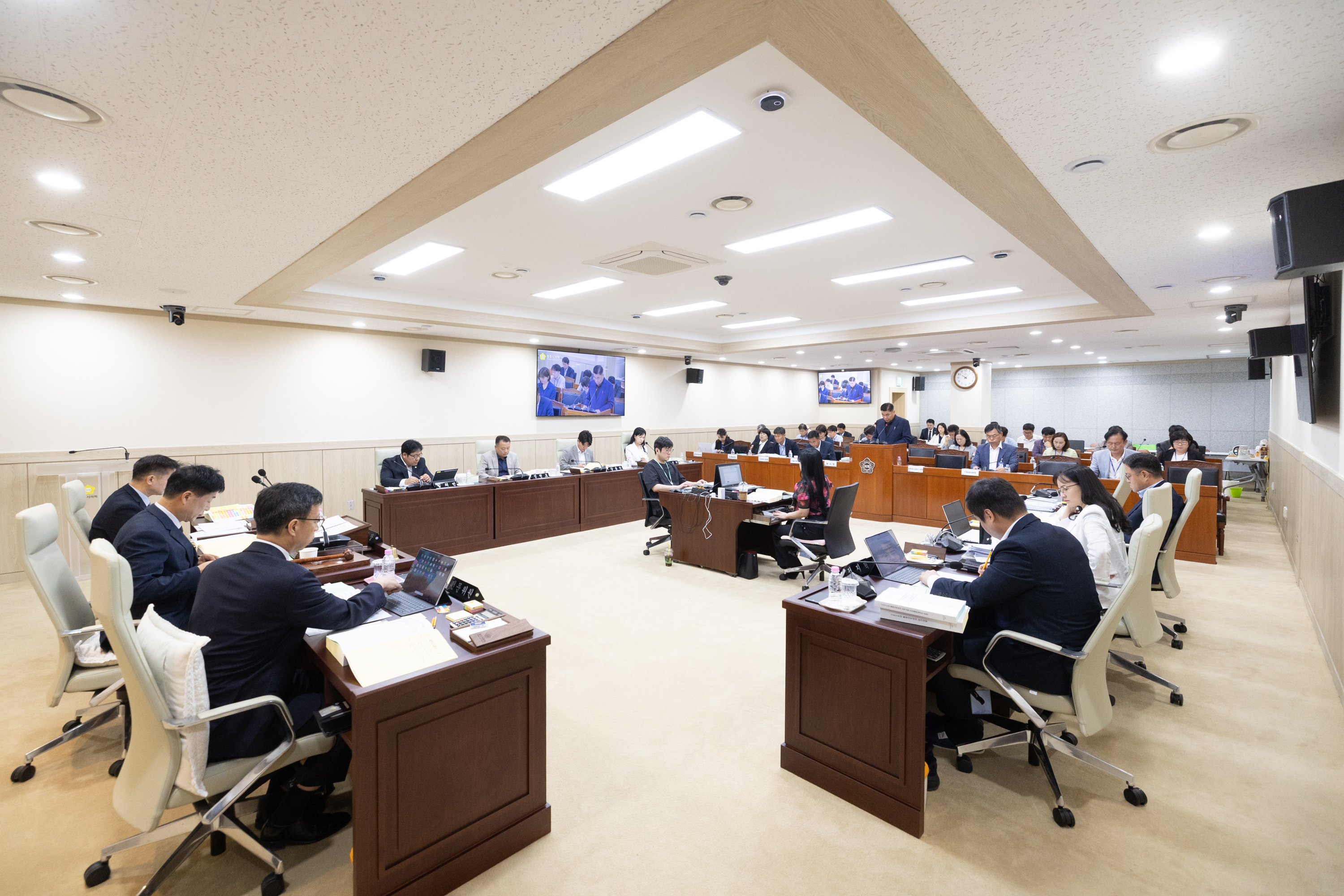 제4차 행정사무감사 특별위원회 이미지6
