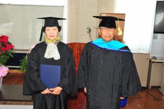 양주1동 노인대학 졸업식 의 사진