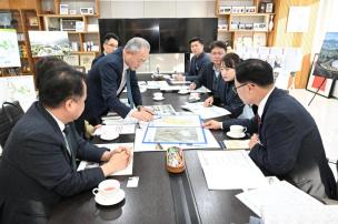 철도공사 부사장 면담 의 사진