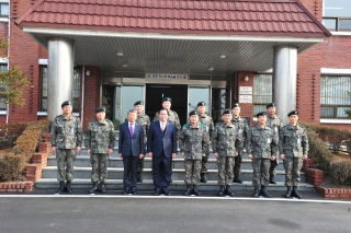 26사단설맞이위문 의 사진