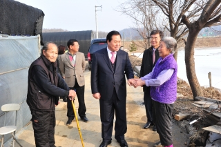 저소득노인가구위문 의 사진