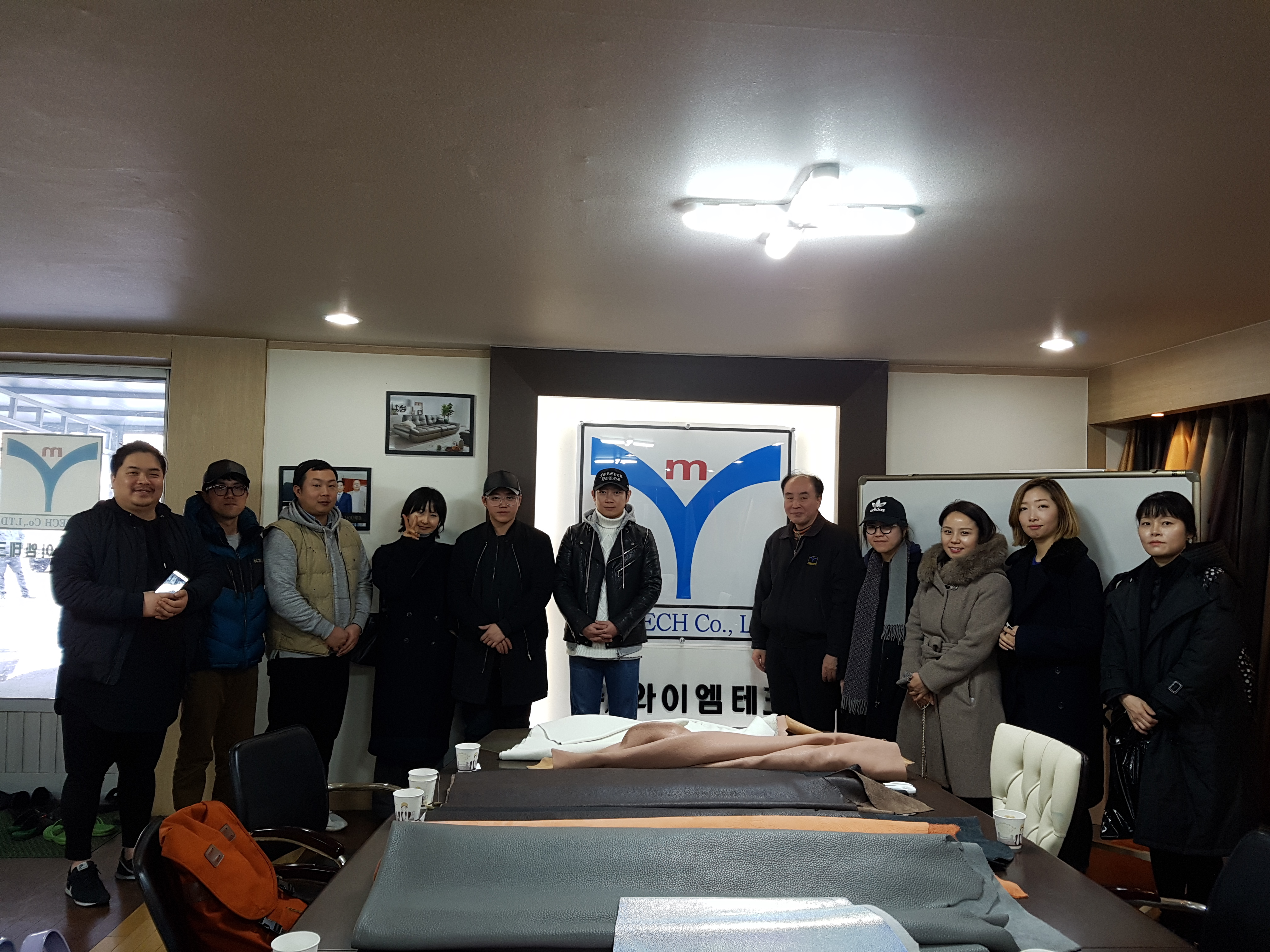 양주시 피혁업체 & 경기패션 창작스튜디오 공동 협업프로그램 진행 이미지