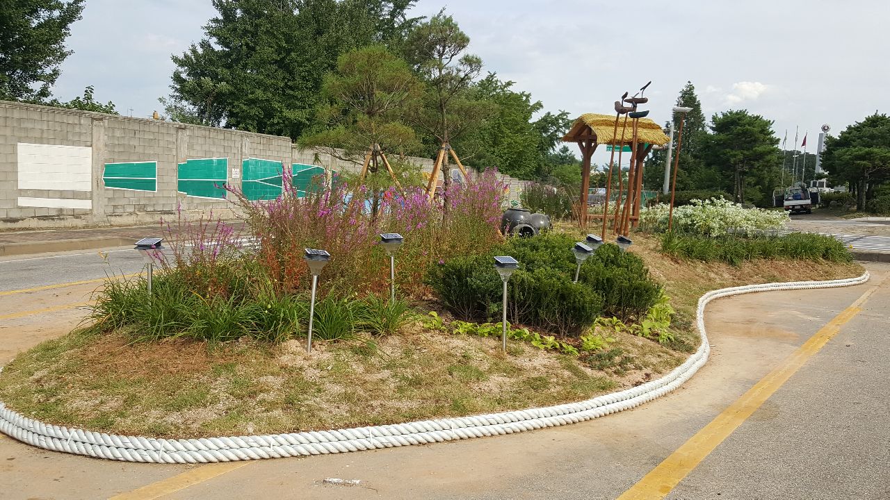양주시 남면 신산리의 작은 변화, 주민참여형 거리정원 조성 이미지