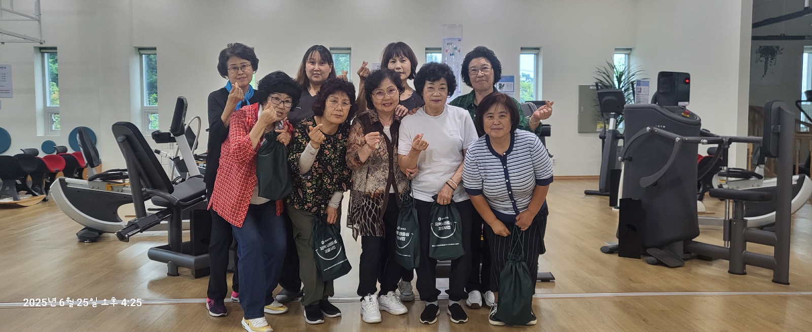 양주시, ‘2025년 상반기 중장년 근감소 예방 근력운동’ 수료식 ‘성료’ 이미지