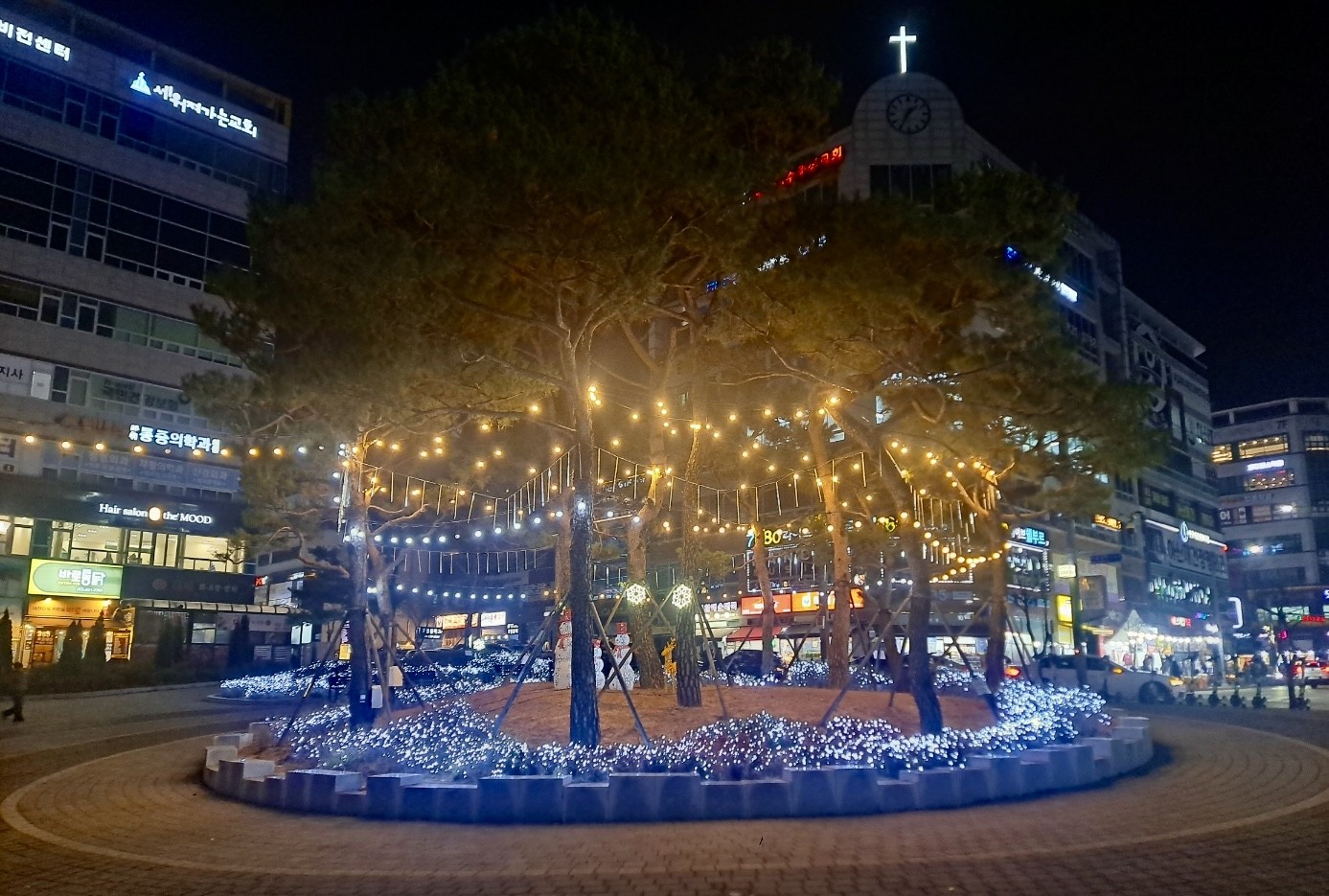 양주시, 고읍광장 연말연시 경관조명 설치 이미지