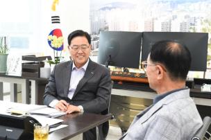 노인정책 인터뷰 사진