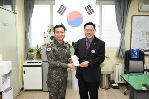 43관리대대 명절 위문 사진