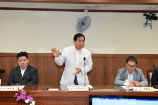 정책자문위원회 의 사진
