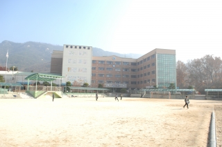 광숭초, 국민체육센터, 송산약수터, 백석저수지 의 사진